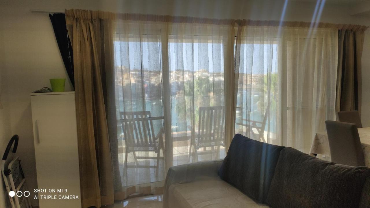 Aquamarine Sea Front Apartments - Third Floor Marsaskala Εξωτερικό φωτογραφία