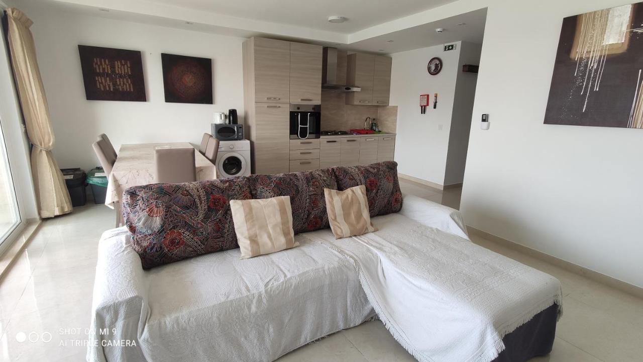 Aquamarine Sea Front Apartments - Third Floor Marsaskala Εξωτερικό φωτογραφία